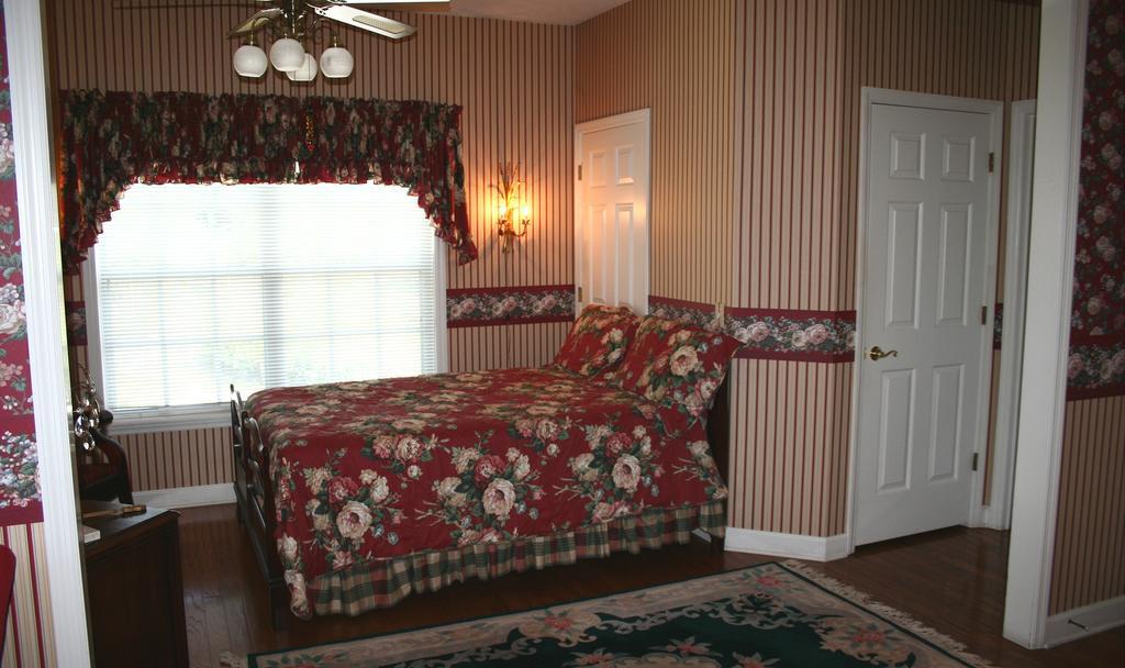 Heron Cay Lakeview Bed & Breakfast 芒特多拉 外观 照片