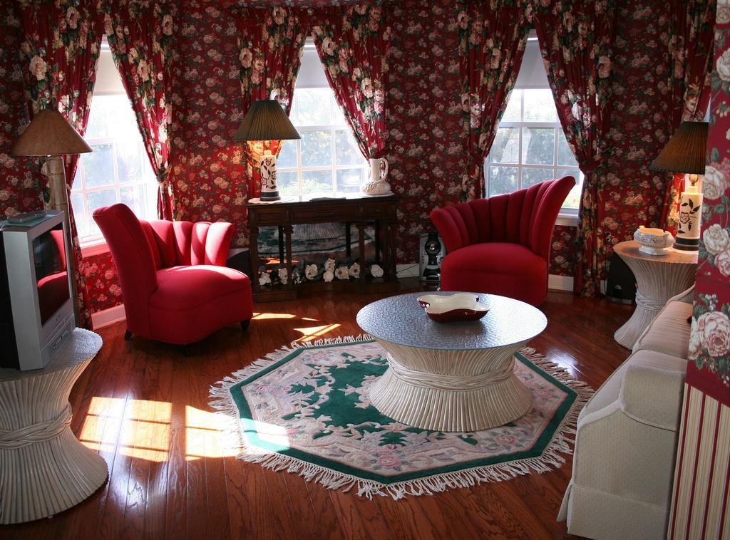 Heron Cay Lakeview Bed & Breakfast 芒特多拉 外观 照片