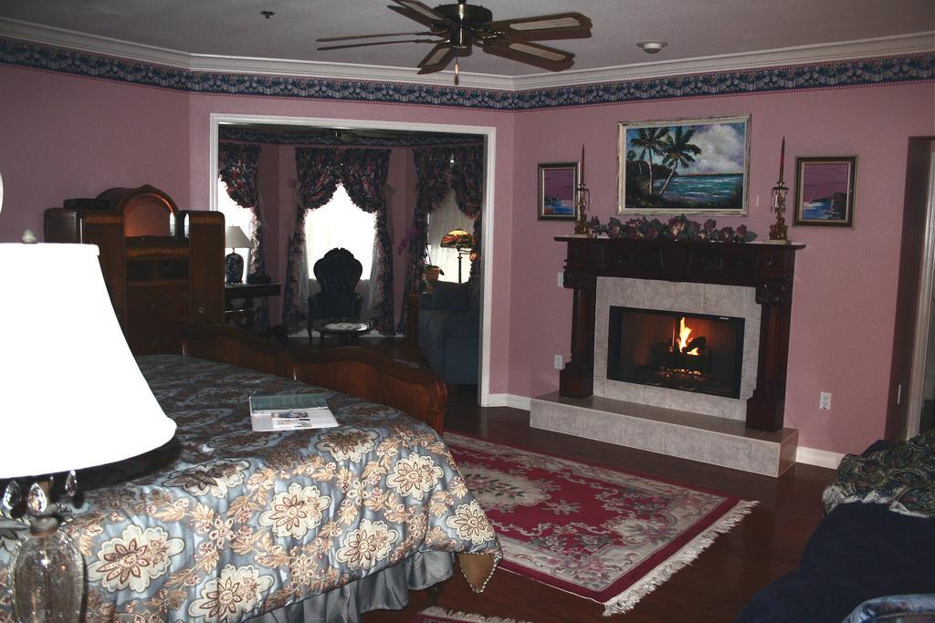 Heron Cay Lakeview Bed & Breakfast 芒特多拉 外观 照片