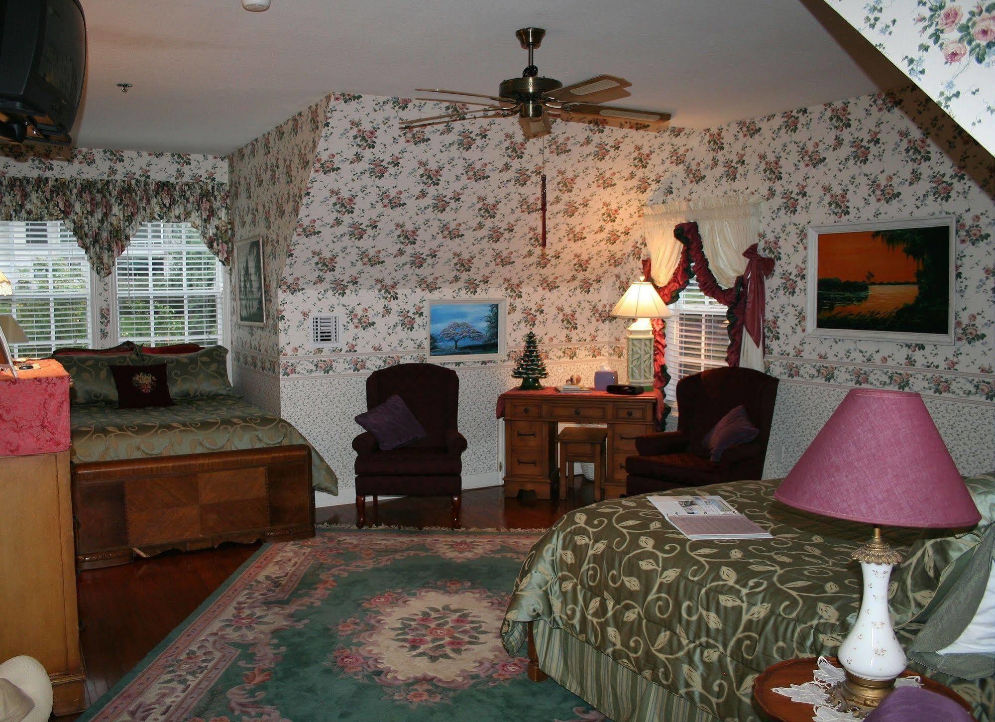 Heron Cay Lakeview Bed & Breakfast 芒特多拉 外观 照片